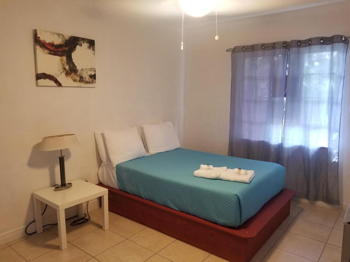 Stay Inn Dania Beach Exterior photo