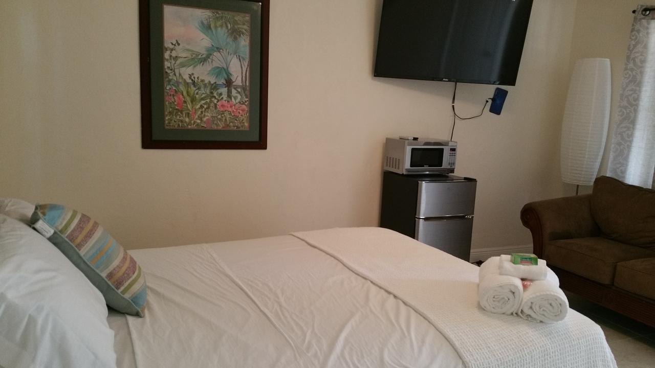 Stay Inn Dania Beach Exterior photo