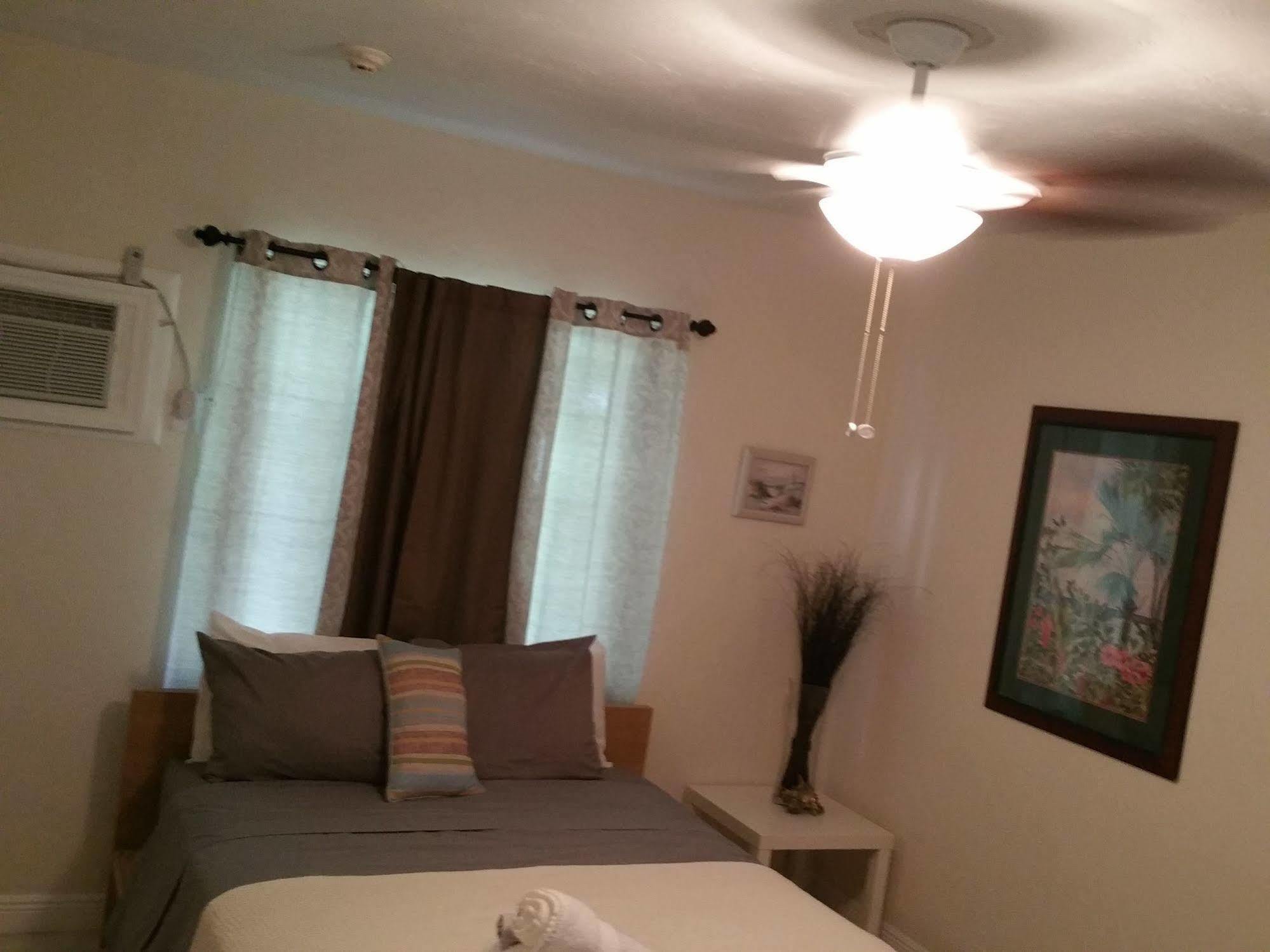 Stay Inn Dania Beach Exterior photo